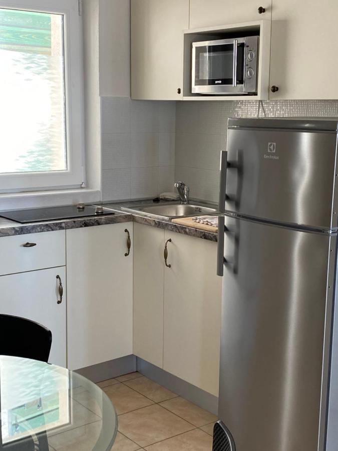 Villa Leo Beach Apartment พอดโกรา ภายนอก รูปภาพ
